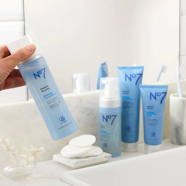 Radiant Results Purifying Toning Water 200ml