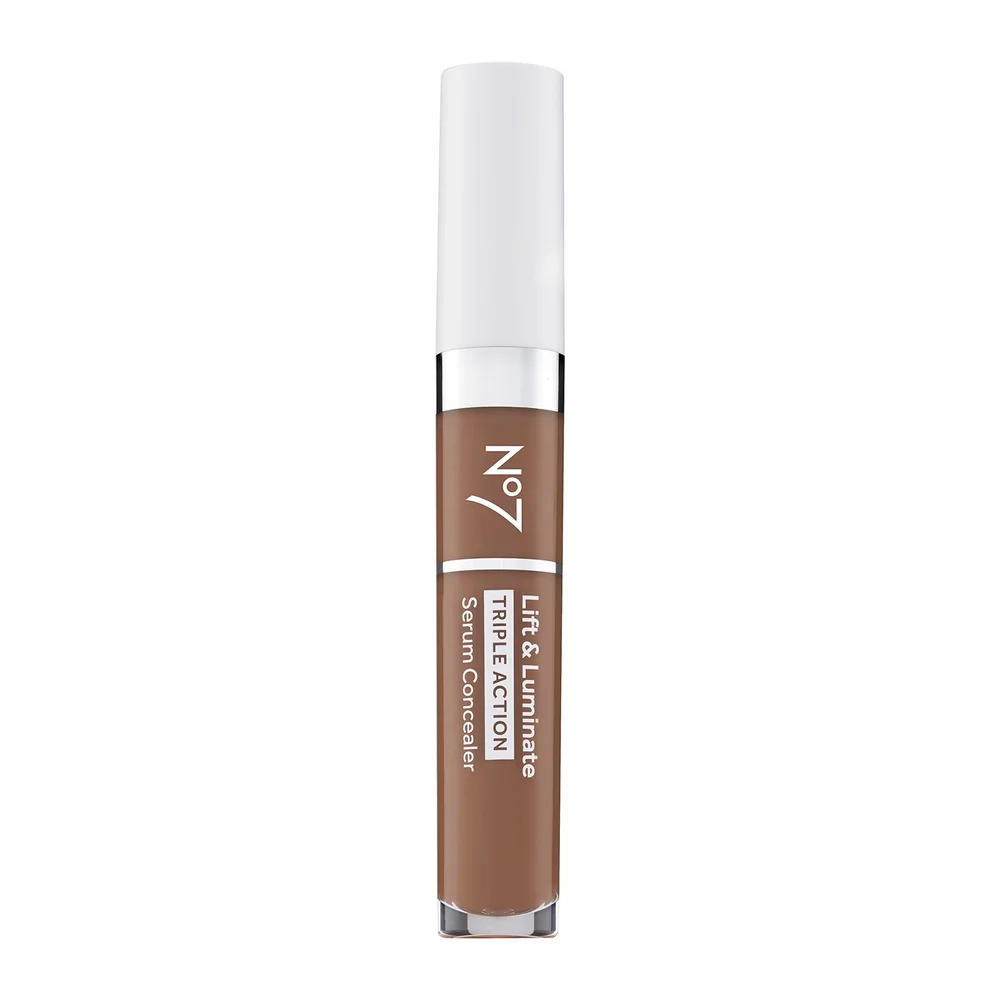 No7 Lift & Luminate TRIPLE ACTION Serum Concealer Rich/Deep 8ml Image 1