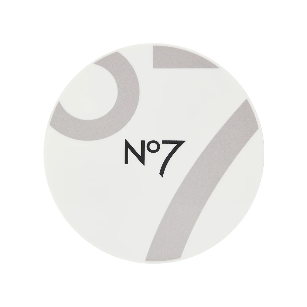 No7 Flawless Finishing Powder Deep 10g Image 1