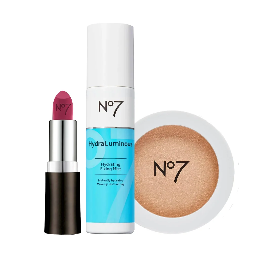 Power of Hydration Make-Up Bundle Image 1