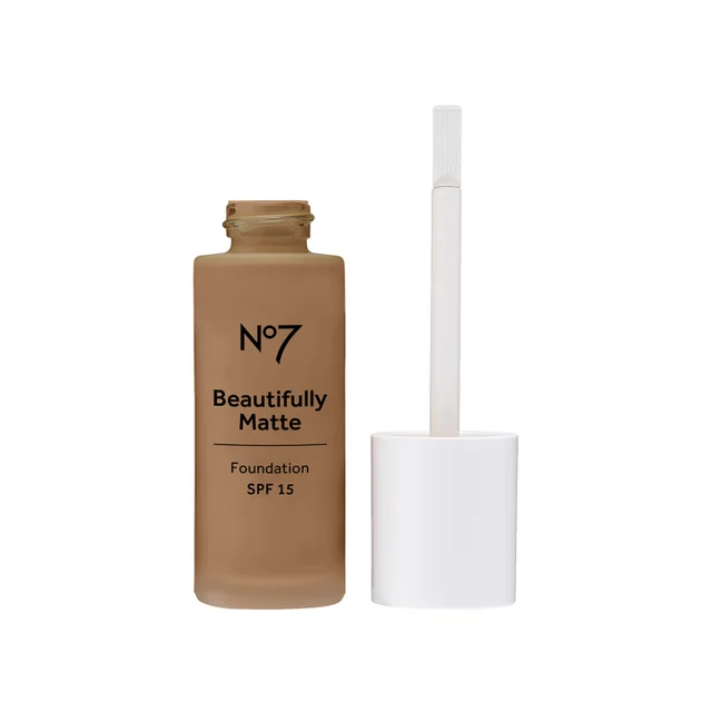 No7 Beautifully Matte Foundation SPF15 28ml