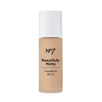 No7 Beautifully Matte Foundation SPF15 28ml - undefined undefined
