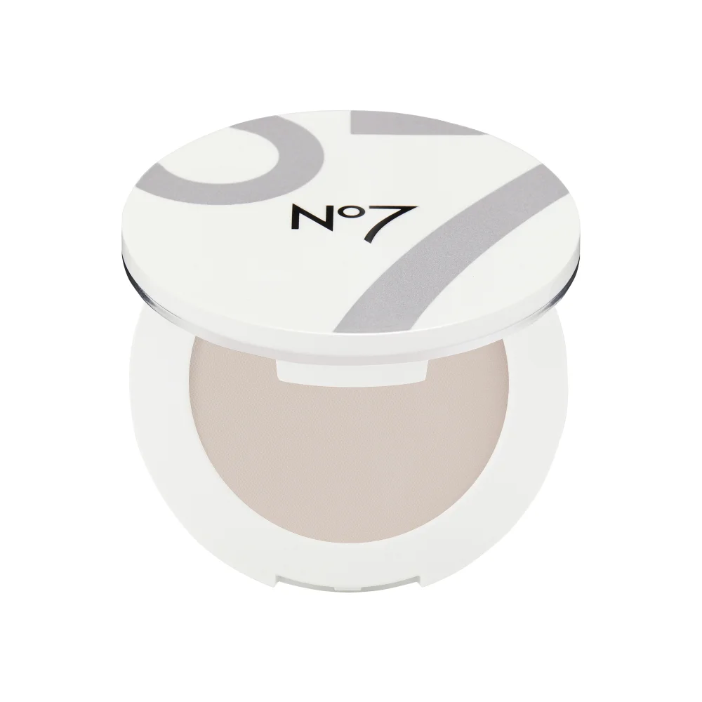 No7 Perfect Light Pressed Powder - Translucent Image 1