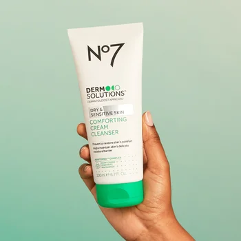 No7 Derm Solutions™ Comforting Cream Cleanser Suitable for Dry & Sensitive Skin 200ml