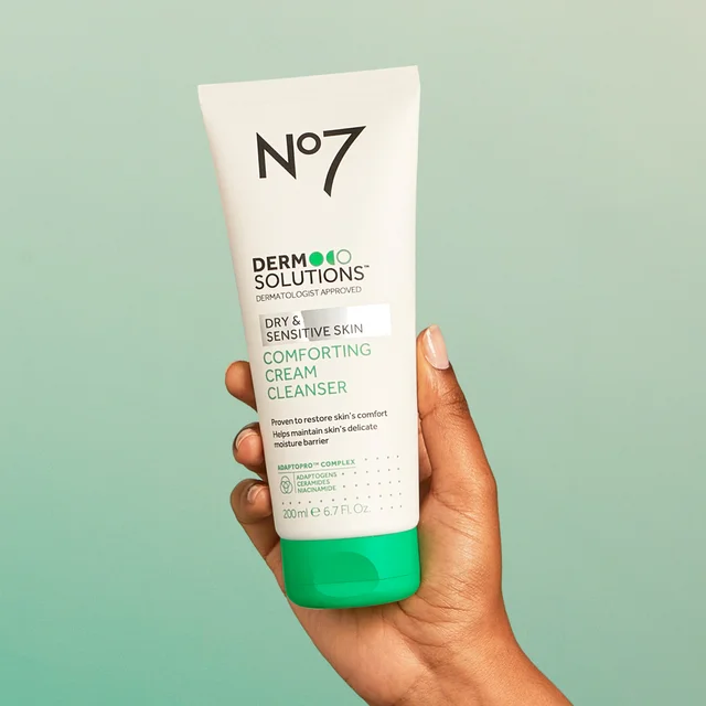 No7 Derm Solutions™ Comforting Cream Cleanser Suitable for Dry & Sensitive Skin 200ml