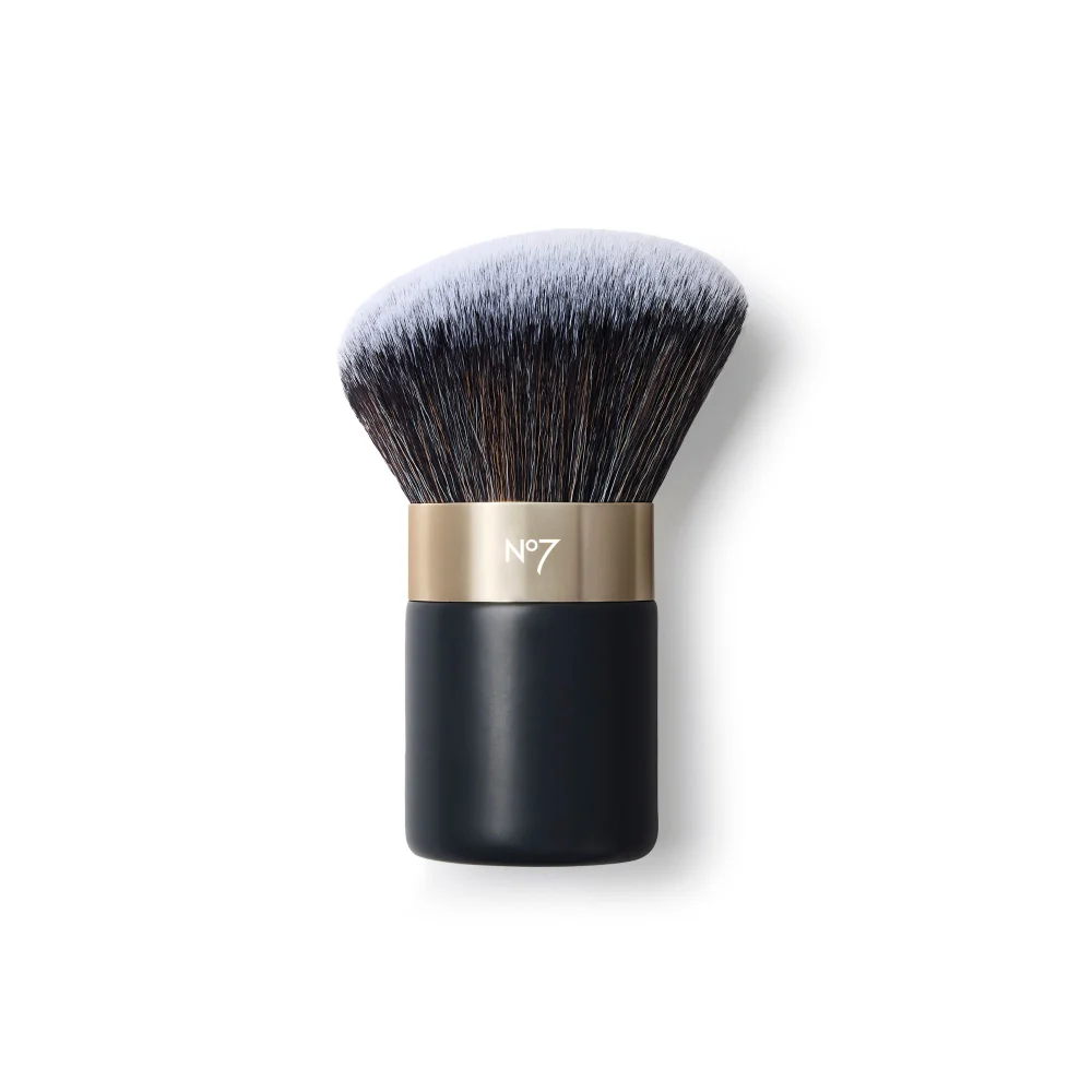 No7 Pro Artist All Over Artist Brush Image 1