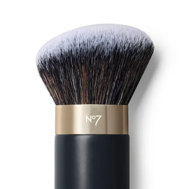 No7 Pro Artist All Over Artist Brush