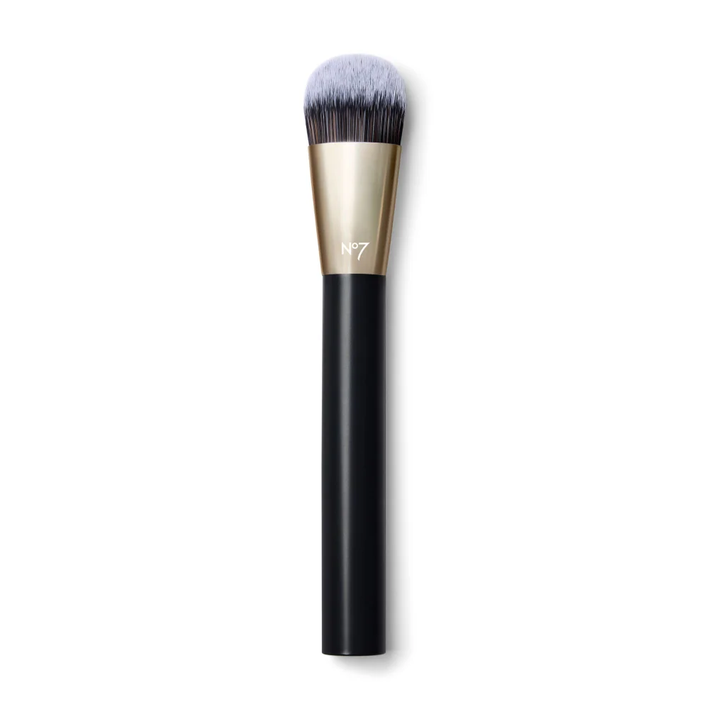 No7 Pro Artist Perfect Canvas Brush Image 1