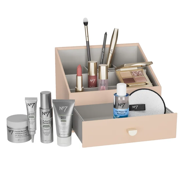 No7 & Stackers The Best Of Beauty Collection