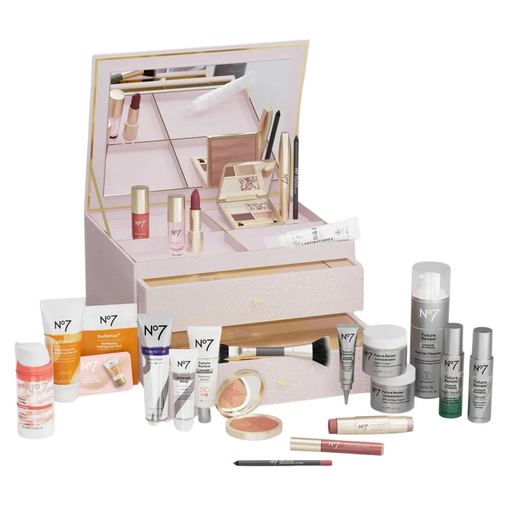 No7 The Ultimate Beauty Advent Calendar Image 1