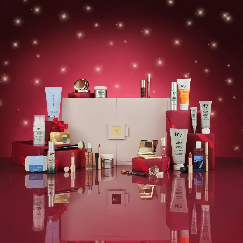 No7 The Ultimate Beauty Advent Calendar Image 1