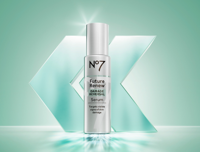 FUTURE RENEW™ DAMAGE REVERSAL SERUM Supercharged to reverse visible signs of skin damage while you sleep